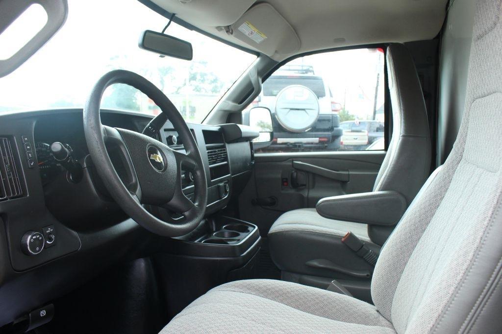 Chevrolet Express G3500 139" 2018