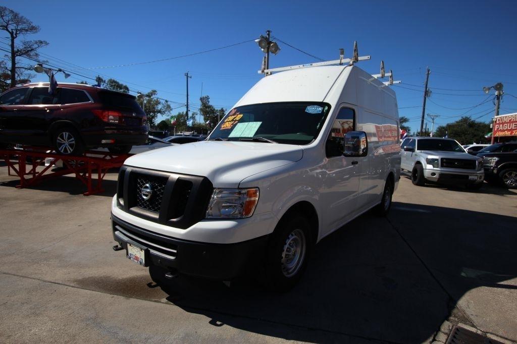 Nissan NV Cargo 2500 HD S V8 High Roof 2019