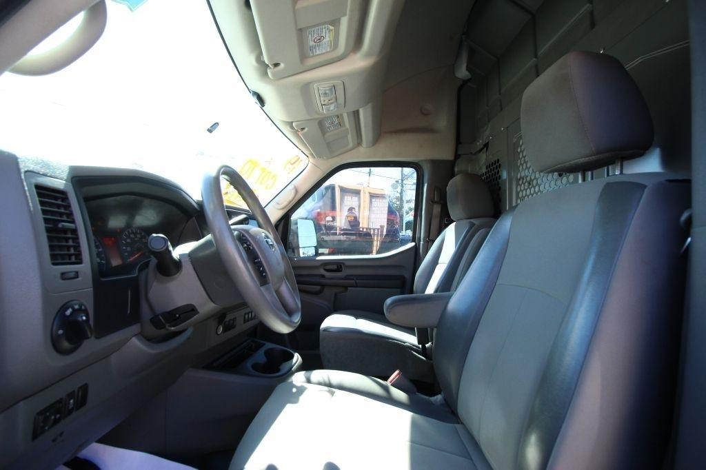 Nissan NV Cargo 2500 HD S V8 High Roof 2019