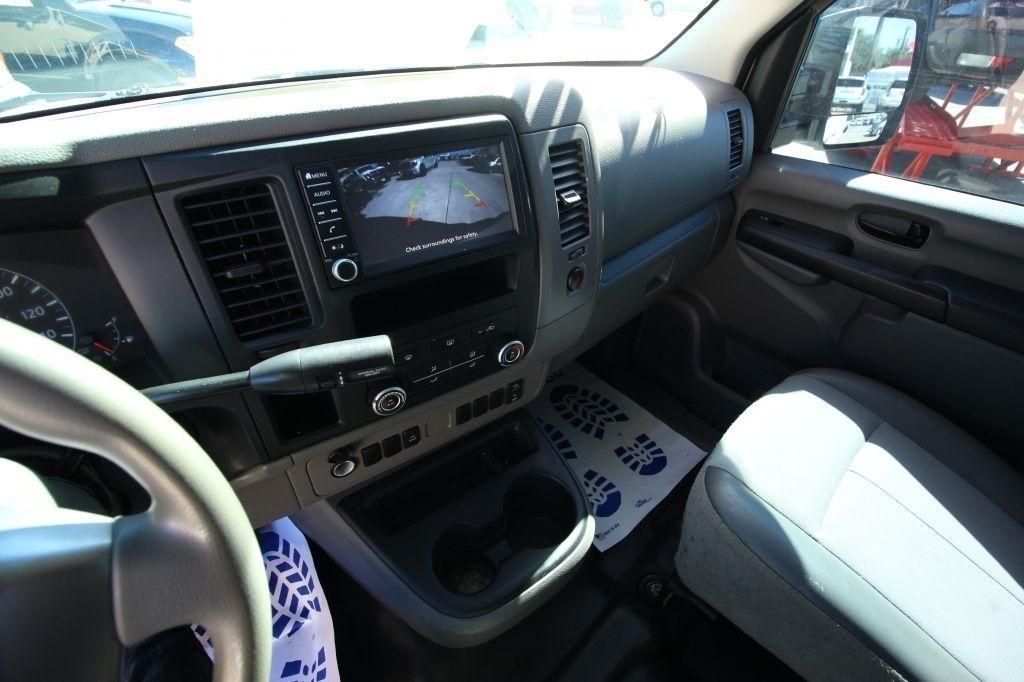 Nissan NV Cargo 2500 HD S V8 High Roof 2019