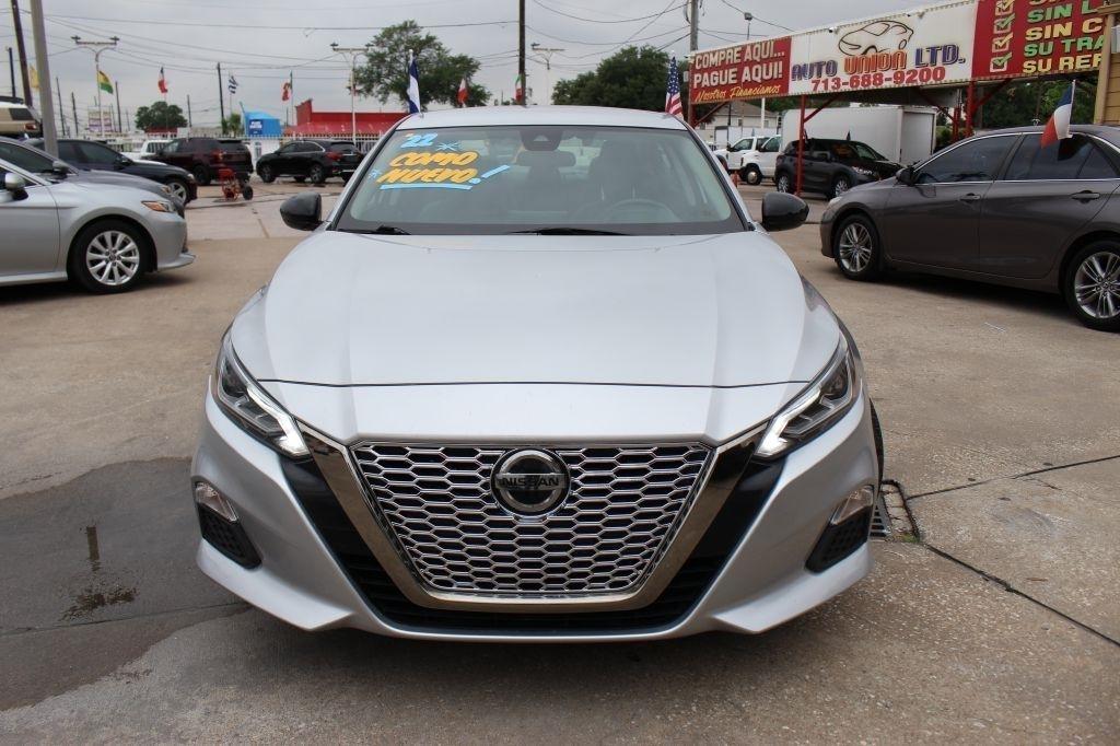 Nissan Altima 2.5 SR 2022