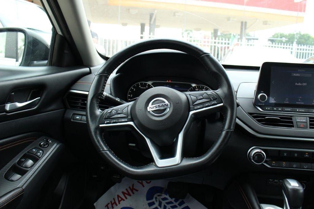 Nissan Altima 2.5 SR 2022