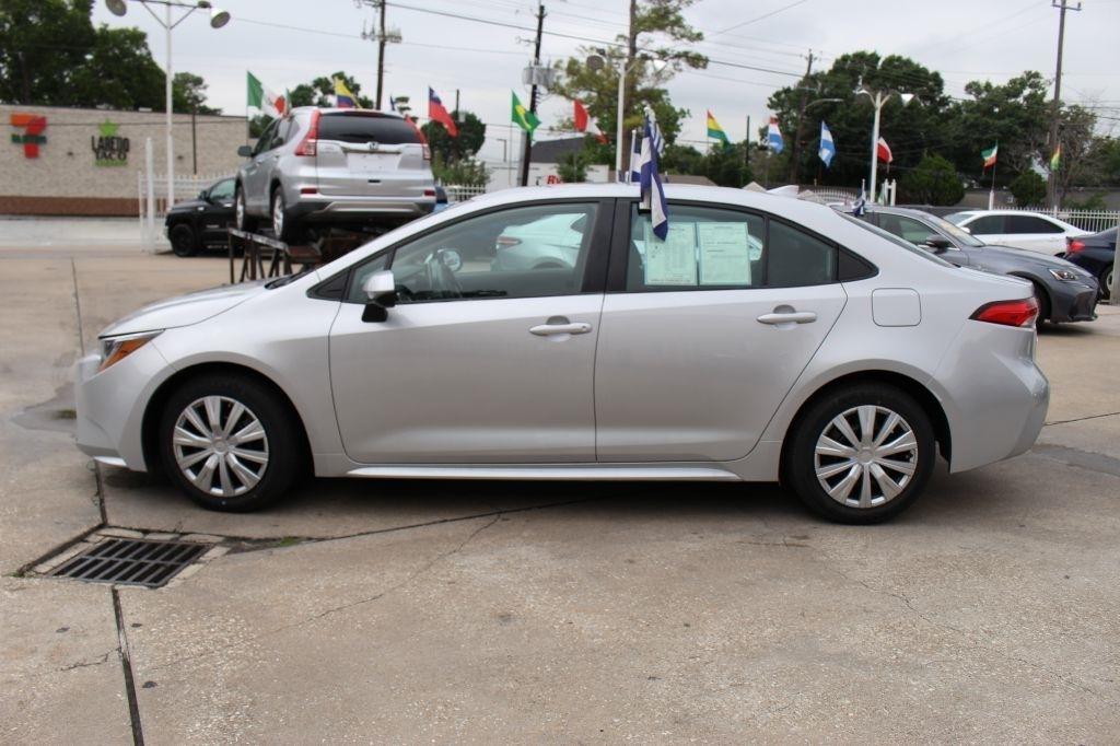 Toyota Corolla LE 2021