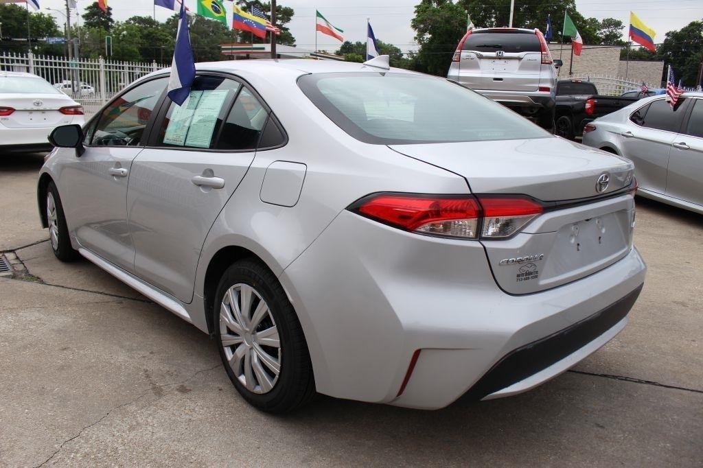 Toyota Corolla LE 2021