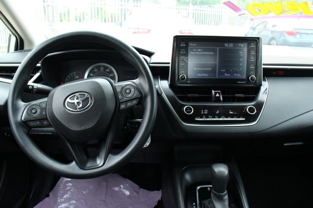Toyota Corolla LE 2021