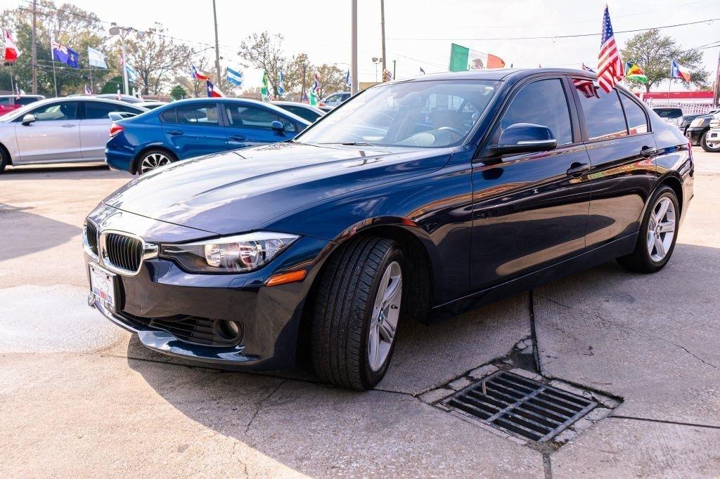 BMW 3-Series 328i xDrive Sedan SULEV 2015