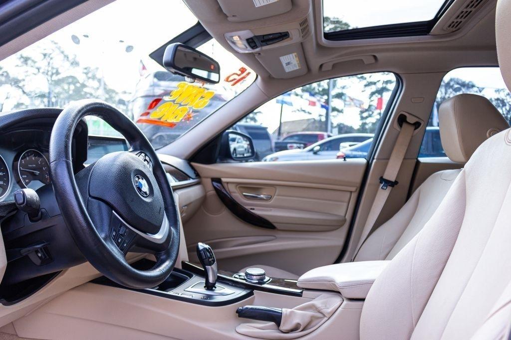 BMW 3-Series 328i xDrive Sedan SULEV 2015