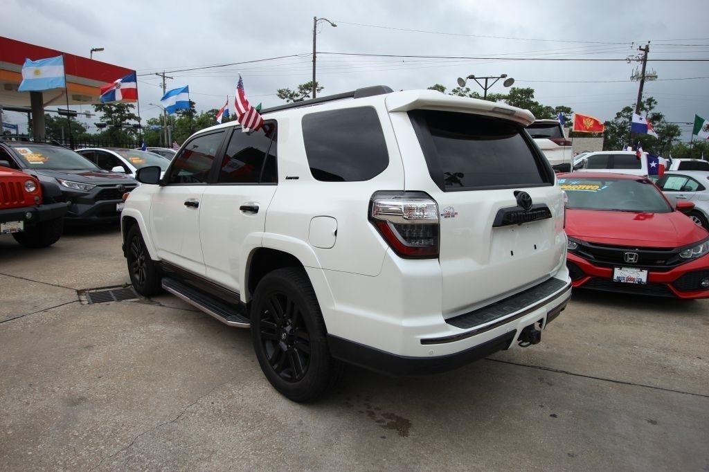 Toyota 4Runner SR5 4WD 2019
