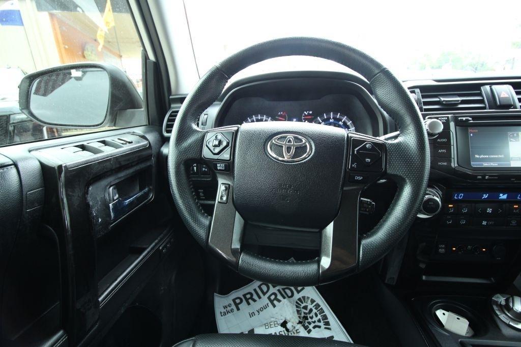 Toyota 4Runner SR5 4WD 2019