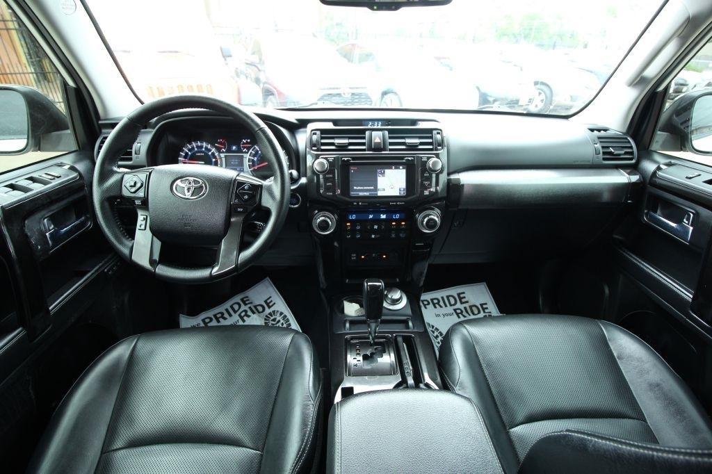 Toyota 4Runner SR5 4WD 2019