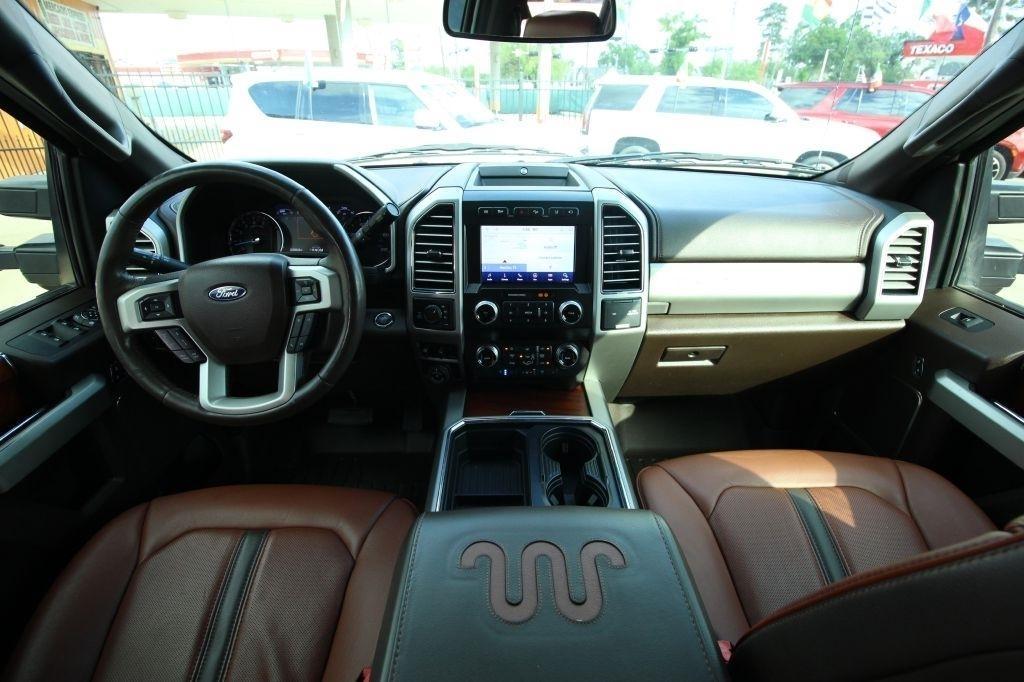 Ford F-250 SD Platinum Crew Cab 4WD 2020