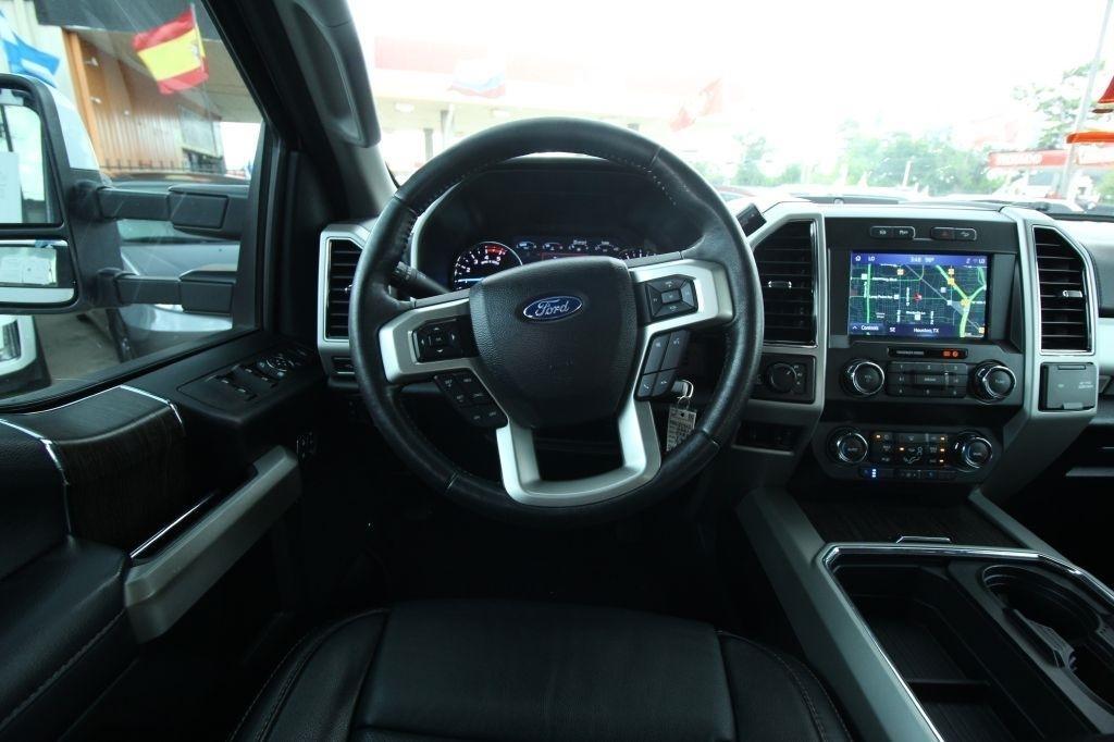 Ford F-250 SD Platinum Crew Cab 4WD 2021