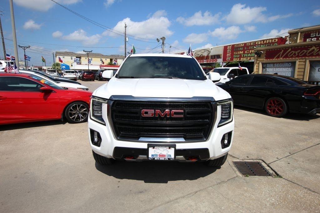GMC Yukon XL Denali 4WD 2022