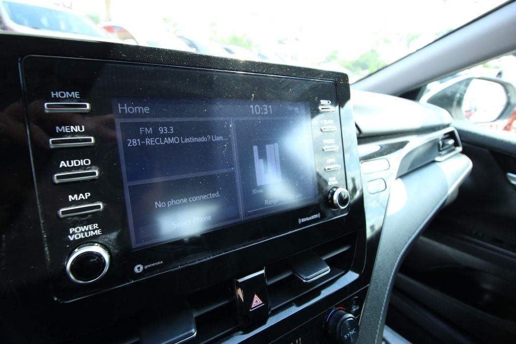 Toyota Camry SE 2023