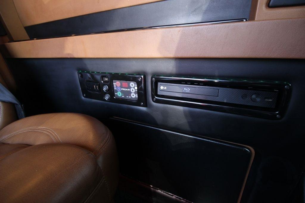 RAM Promaster 2500 High Roof Window Van 2021