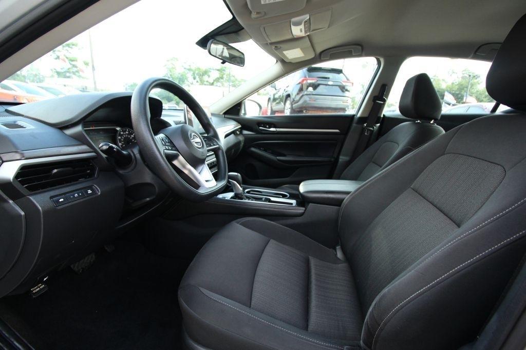 Nissan Altima 2.5 SV 2023