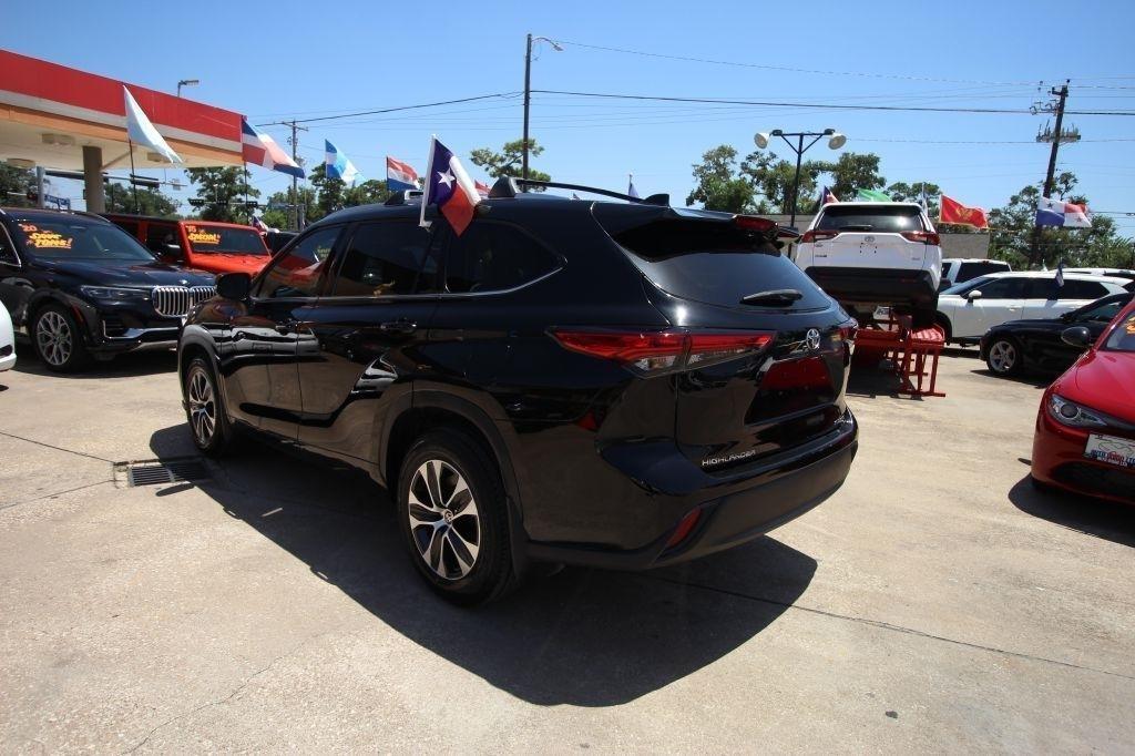 Toyota Highlander XLE AWD V6 2020