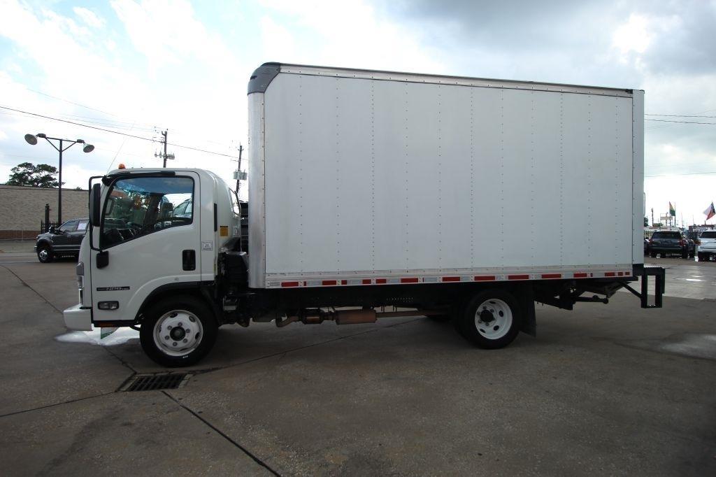 Isuzu Trucks NPR HD  2023