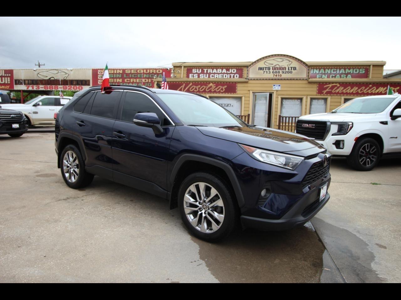 Toyota RAV4 XLE Premium 2021