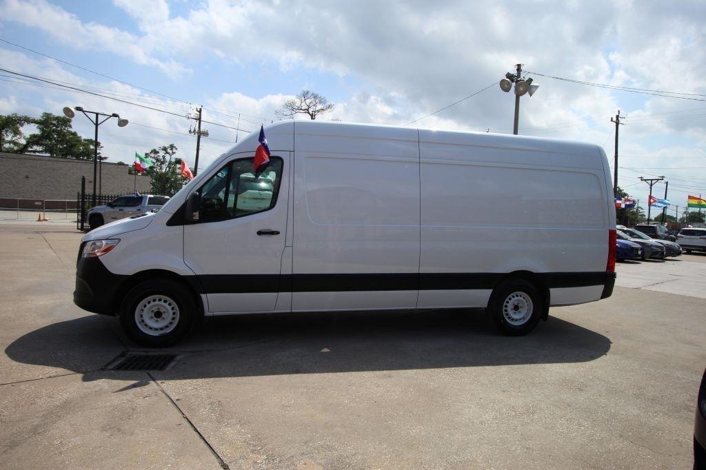 Mercedes-Benz Sprinter 2500 170-in. WB 2020