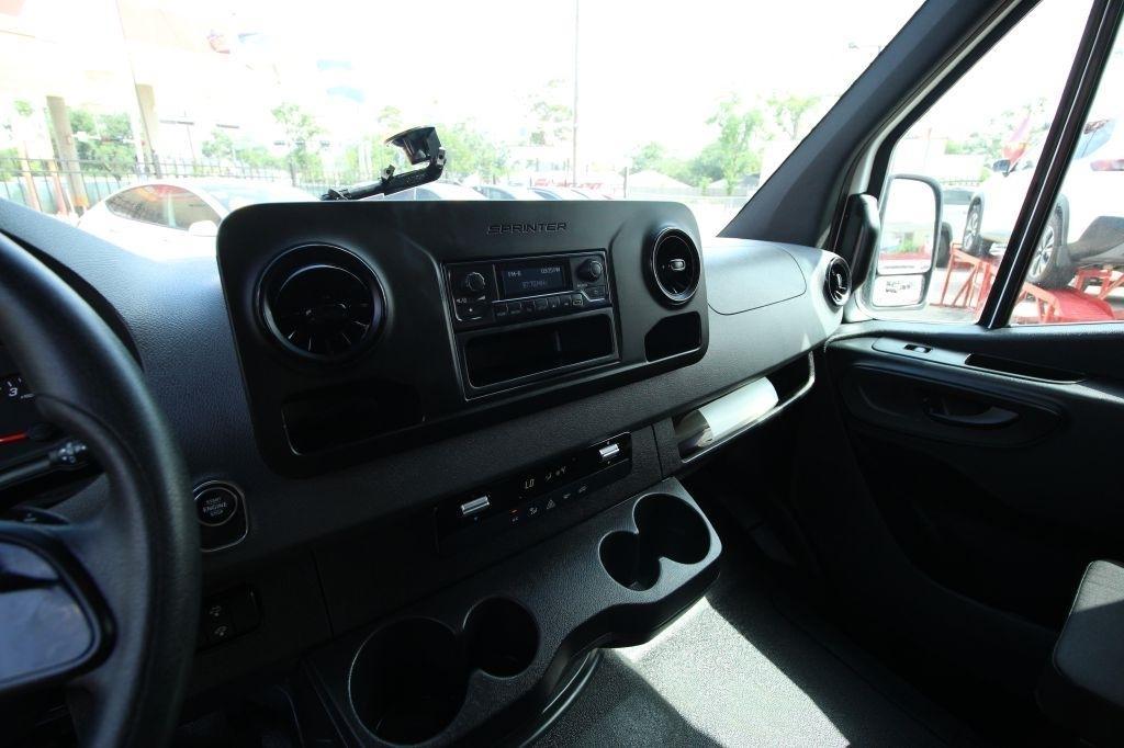 Mercedes-Benz Sprinter 2500 170-in. WB 2020