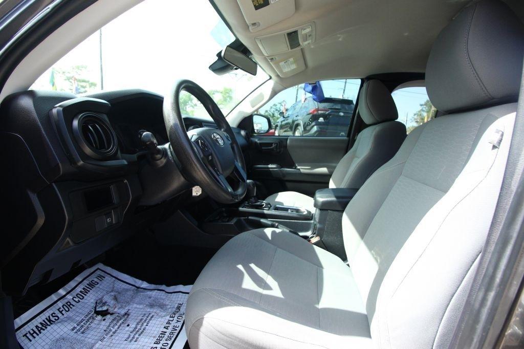 Toyota Tacoma SR5 Access Cab I4 6AT 2WD 2019