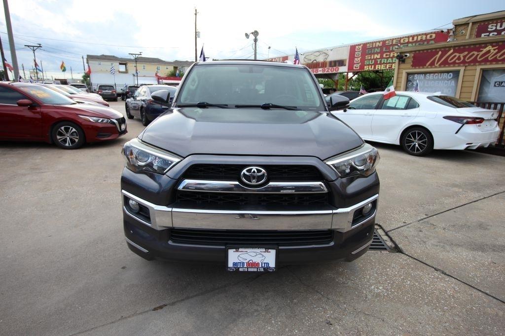 Toyota 4Runner SR5 2WD 2016