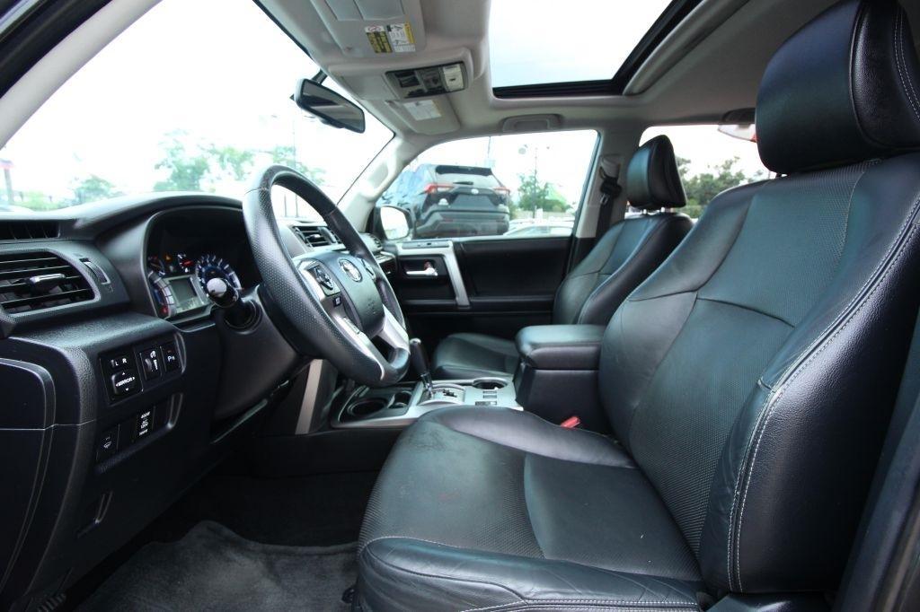 Toyota 4Runner SR5 2WD 2016