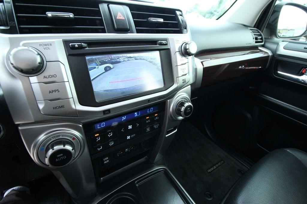 Toyota 4Runner SR5 2WD 2016