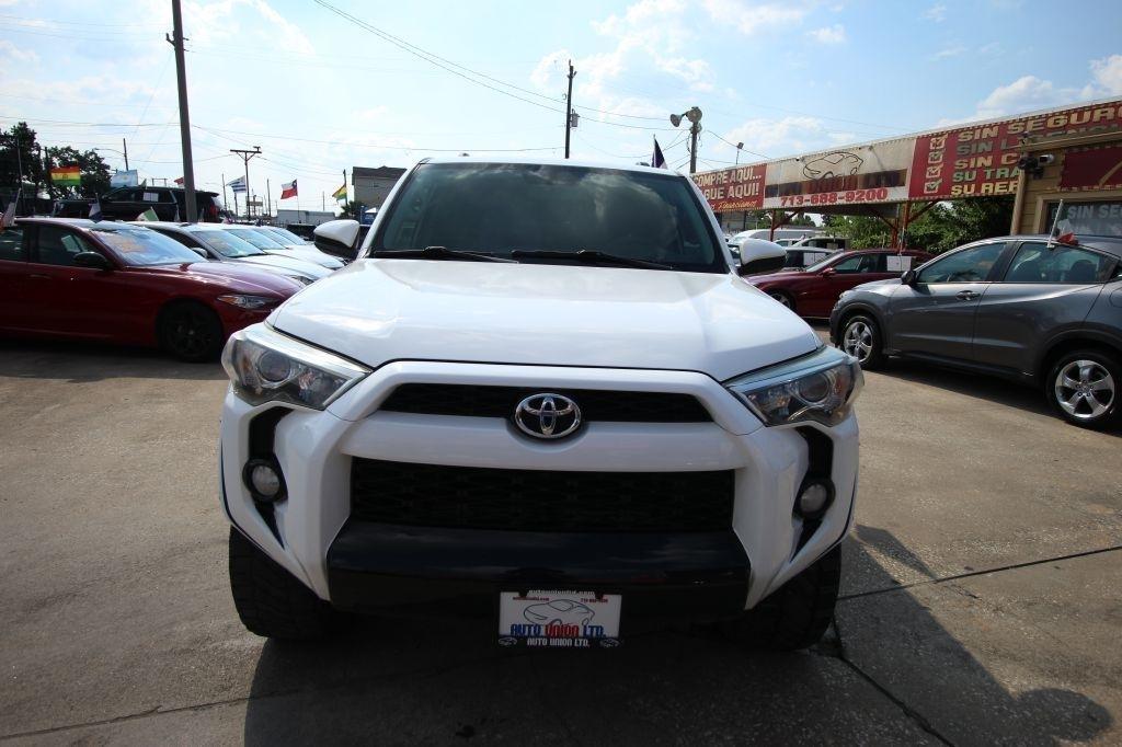 Toyota 4Runner SR5 4WD 2019