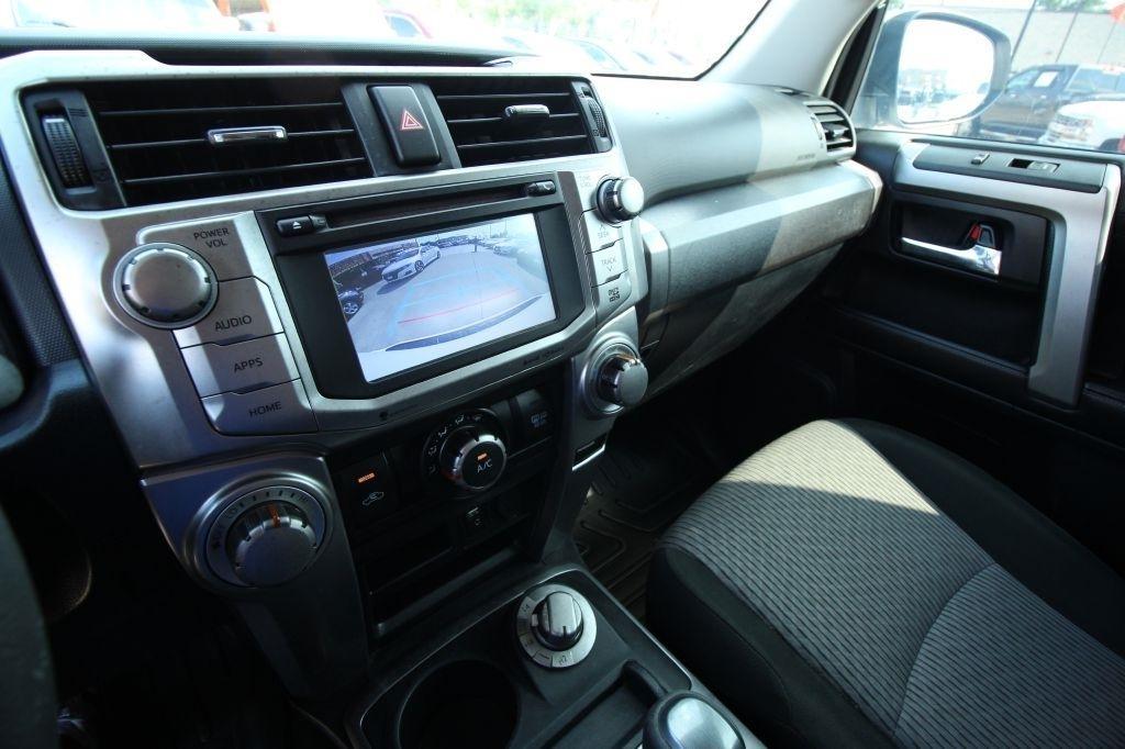 Toyota 4Runner SR5 4WD 2019