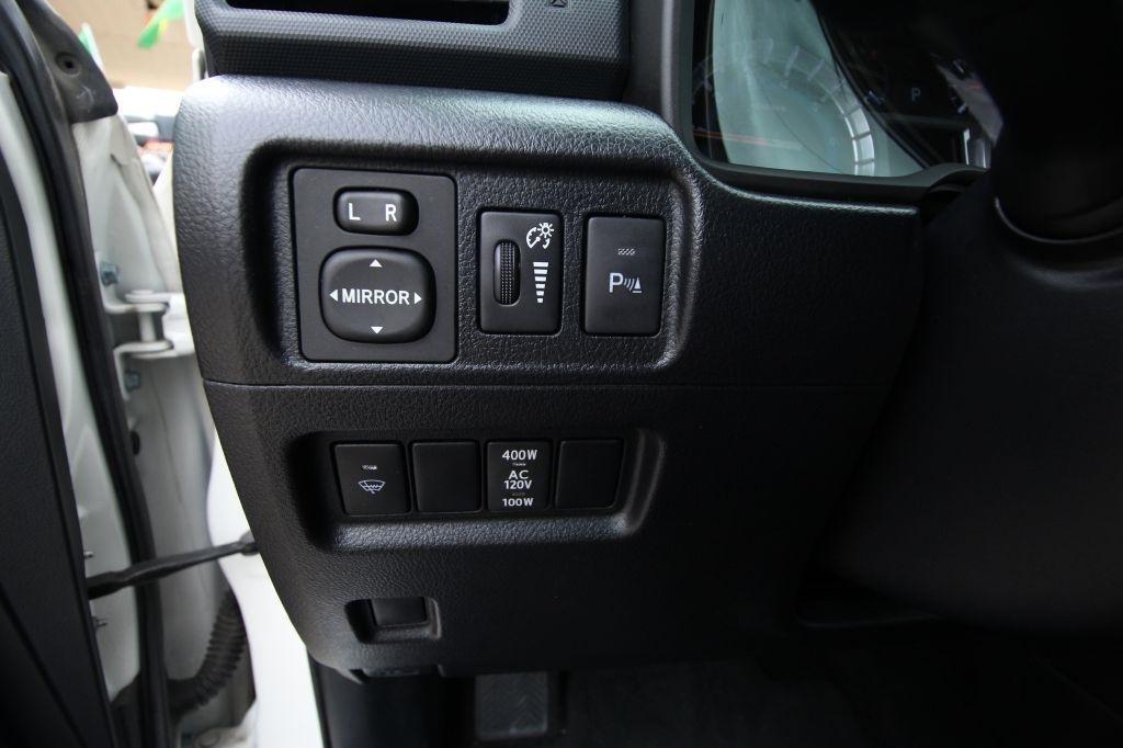 Toyota 4Runner SR5 2WD 2019