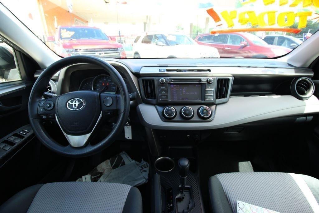 Toyota RAV4 LE FWD 2013