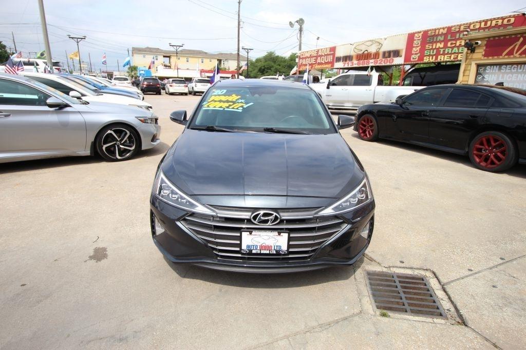Hyundai Elantra Limited 2020
