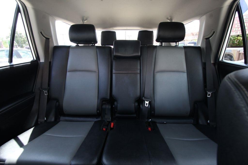 Toyota 4Runner SR5 2WD 2018