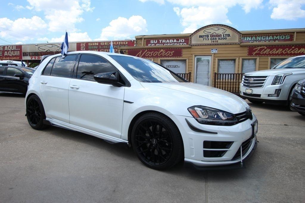 2016 Volkswagen Golf R Base