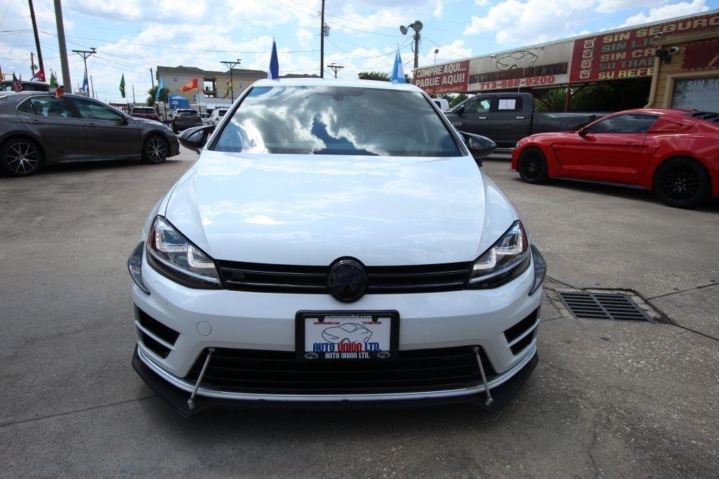 Volkswagen Golf R Base 2016