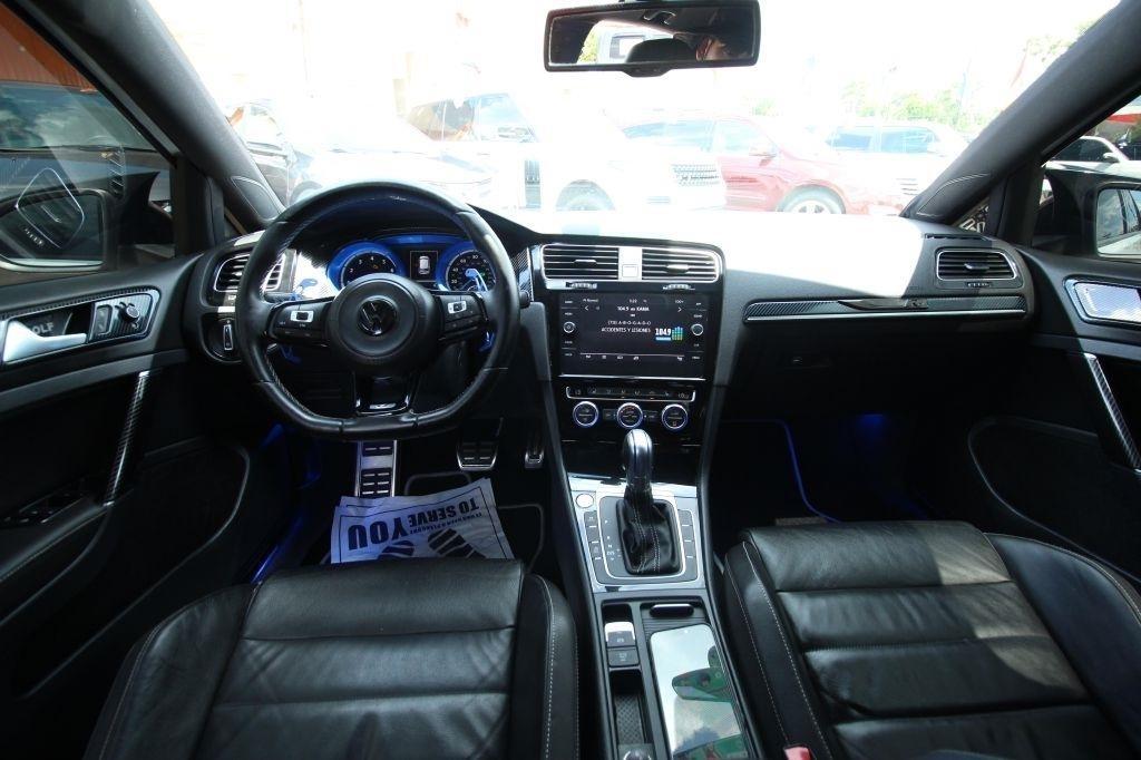 Volkswagen Golf R Base 2016