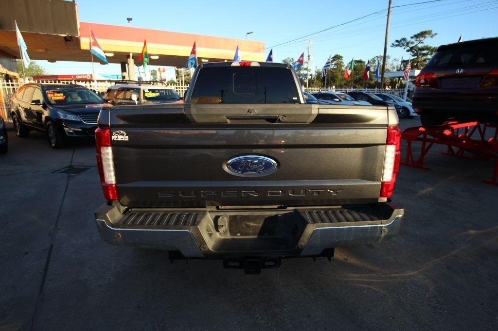 Ford F-350 SD XL Crew Cab Long Bed DRW 4WD 2018