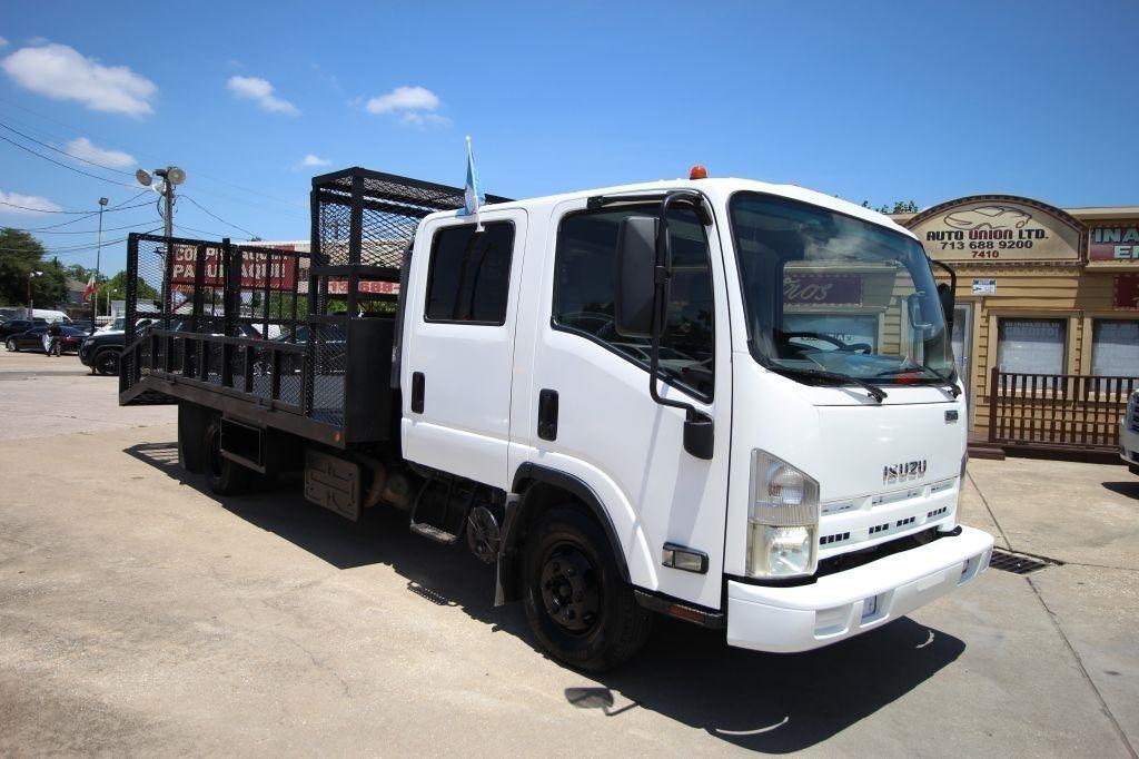 2014 Isuzu NPR 