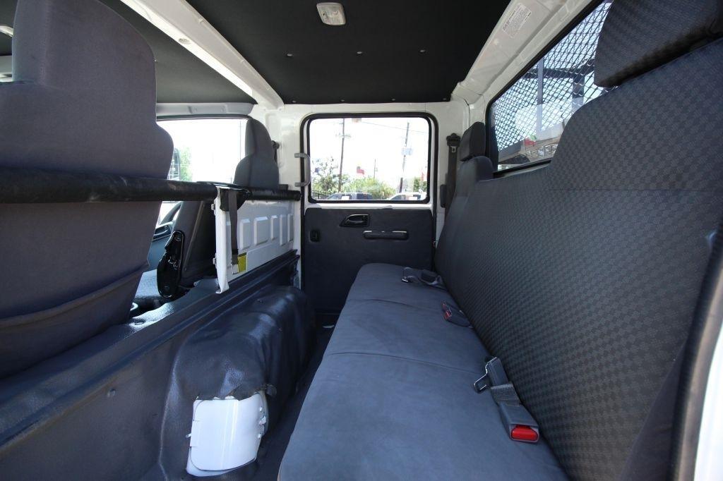 Isuzu NPR  2014