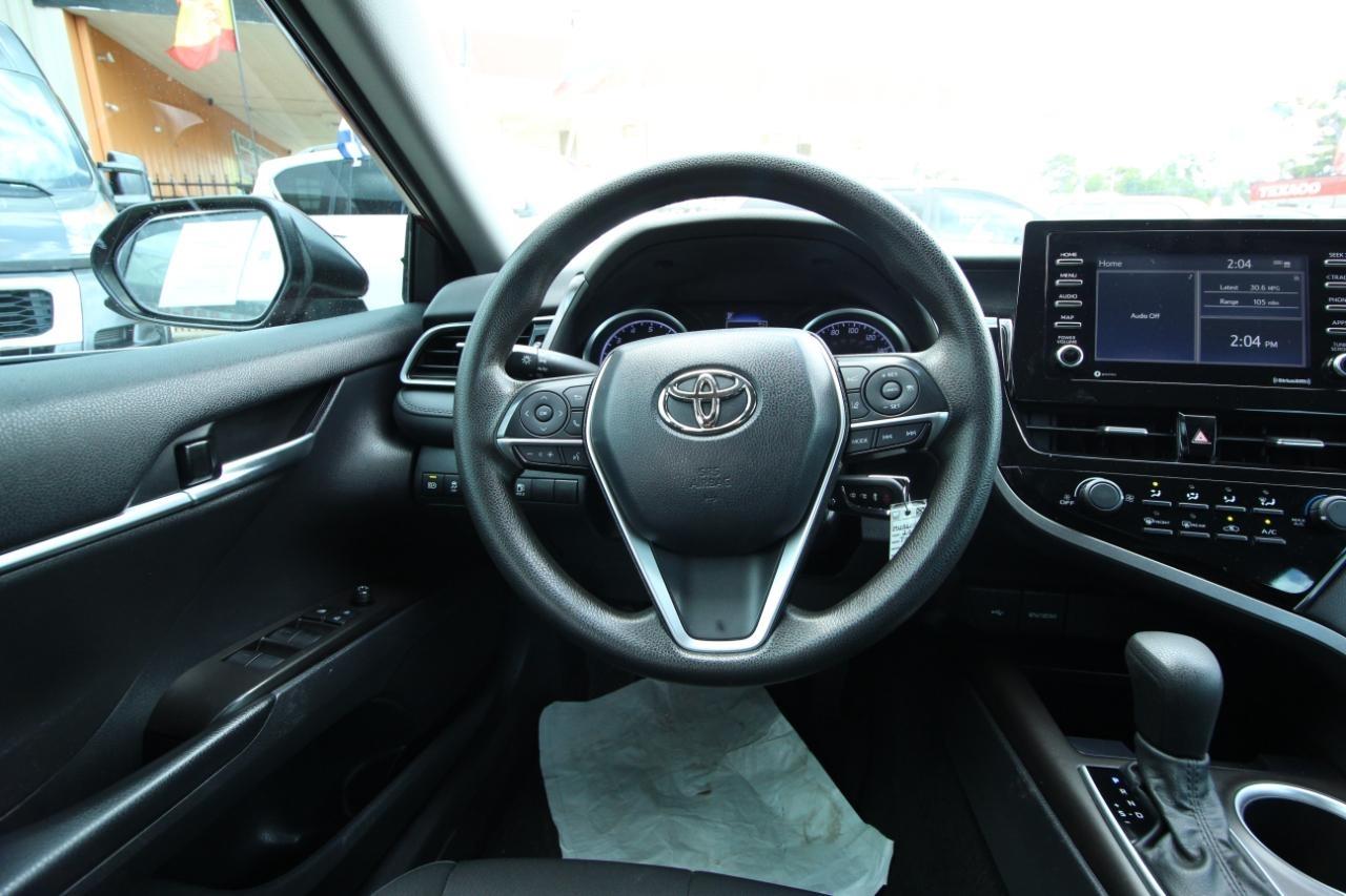 Toyota Camry LE 2021