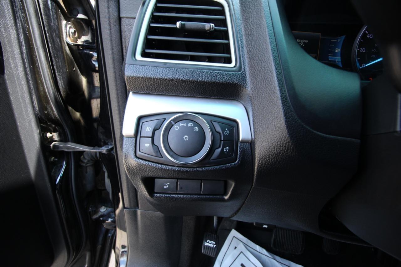 Ford Explorer XLT FWD 2017