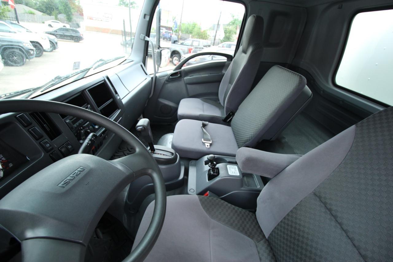 Isuzu Trucks FTR  2019