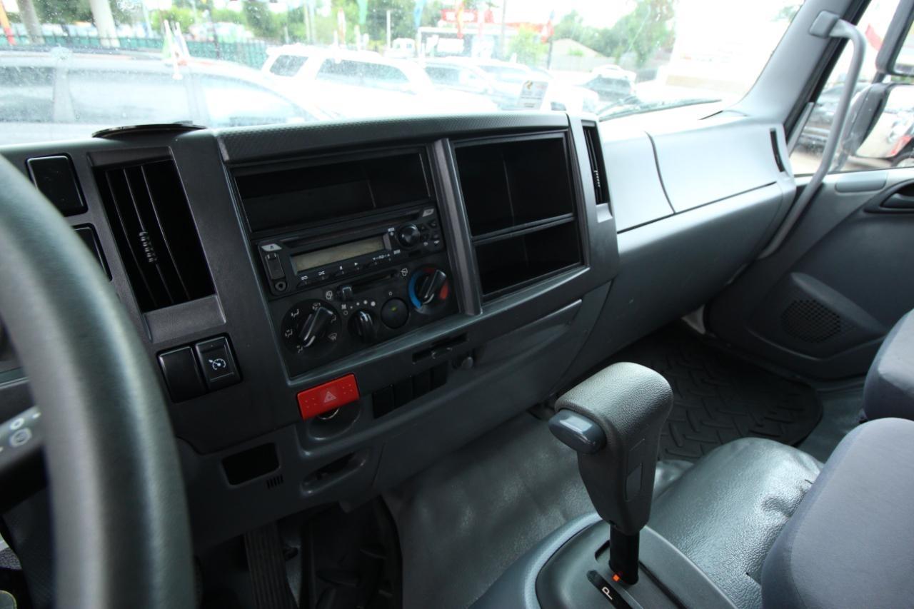 Isuzu Trucks FTR  2019