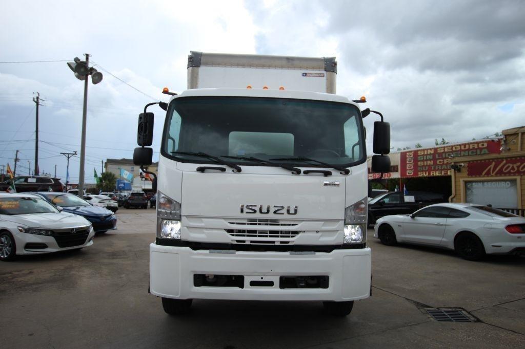Isuzu Trucks FTR  2019
