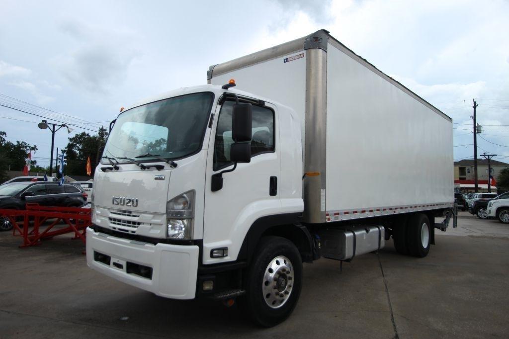 Isuzu Trucks FTR  2019