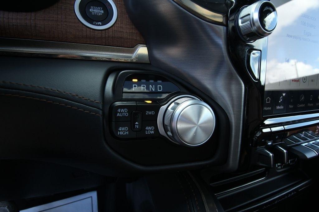 RAM 1500 Longhorn Crew Cab SWB 4WD 2022
