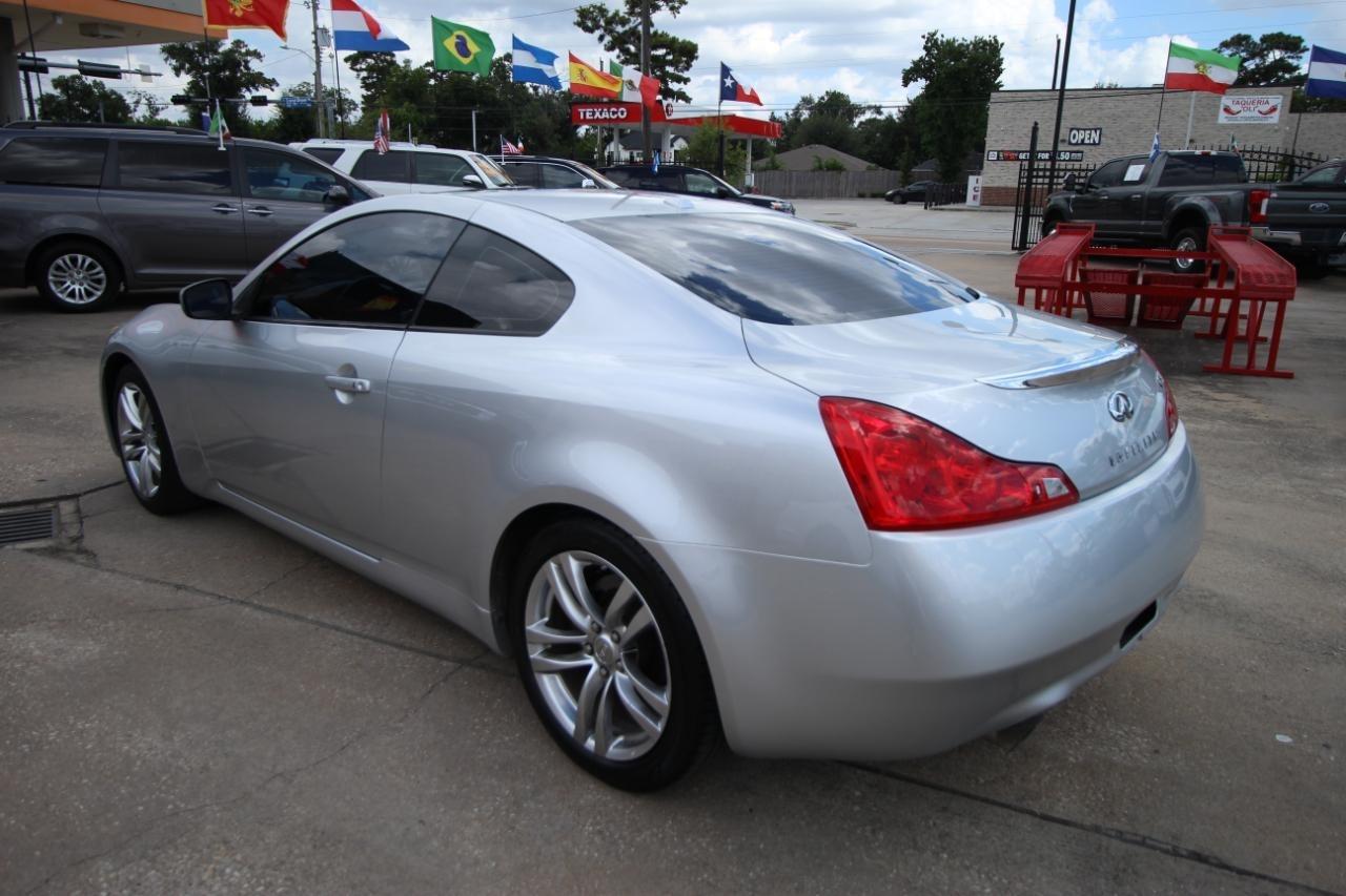 Infiniti G Coupe G37 Sport 6MT 2009