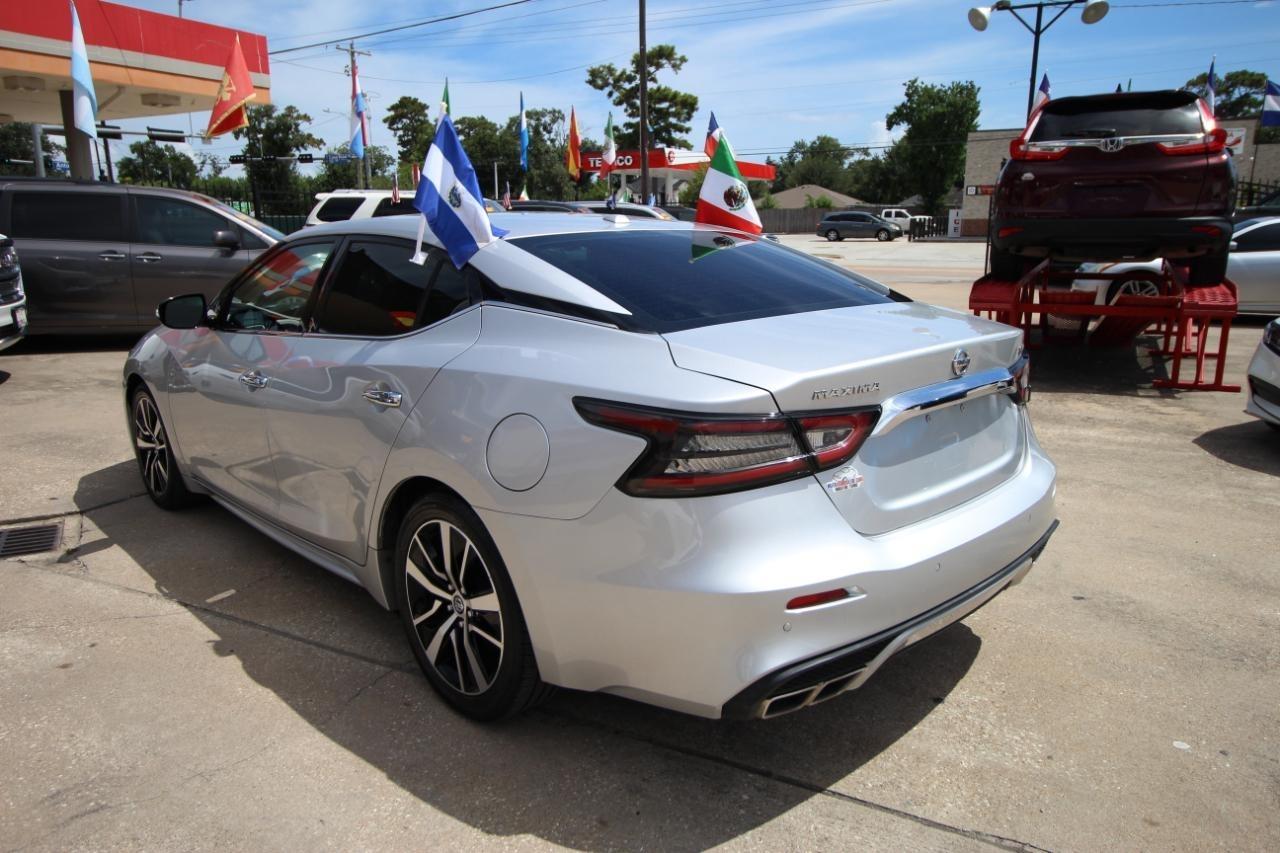Nissan Maxima 3.5 SV 2022